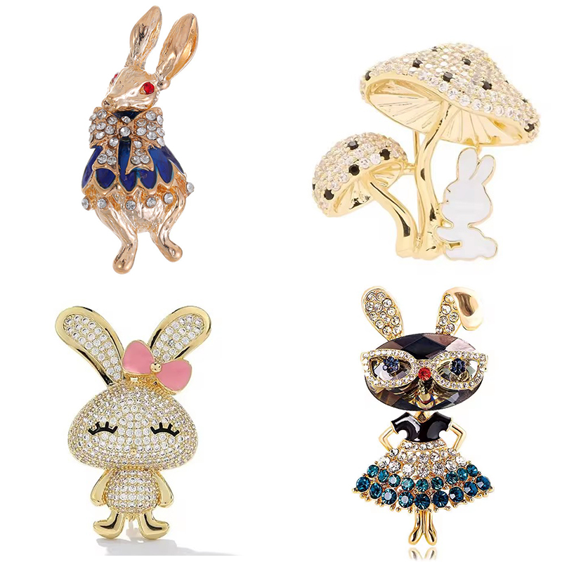 Men'S Accessories Trends 2025 - Romantic Rabbit Brooch for Men Women