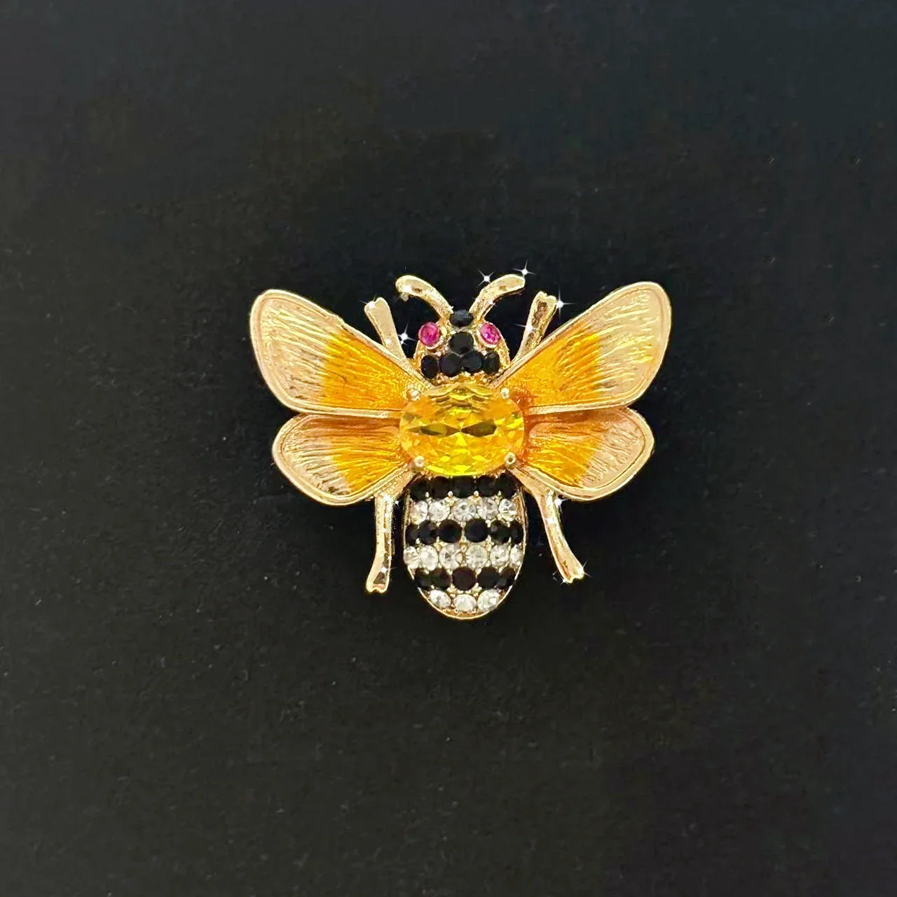 1Pc Fashion Little Bee Brooch  - Men'S Accessories Trends 2025 recension och pris