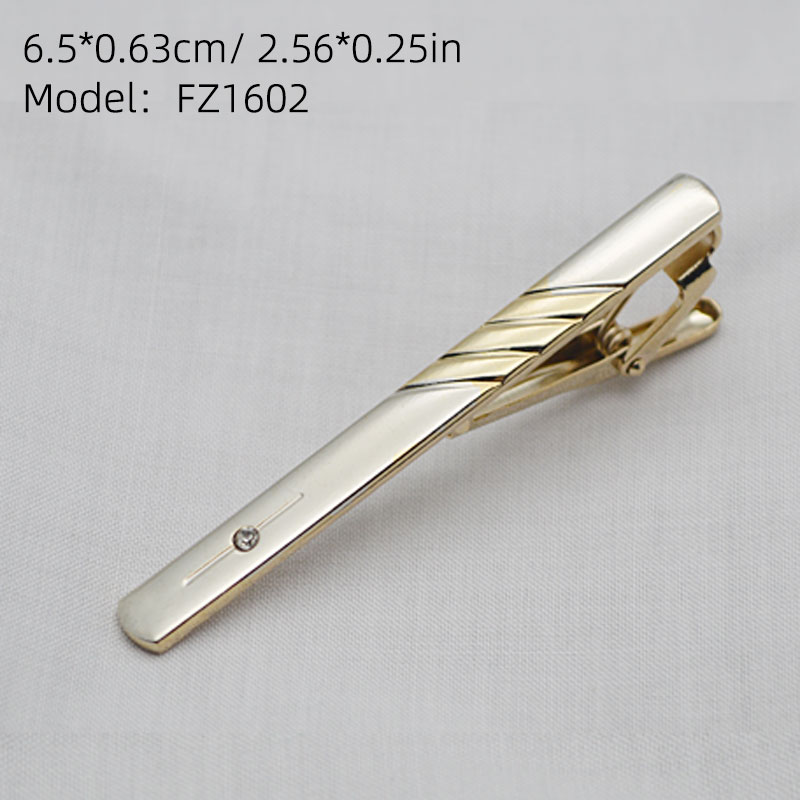 1 Piece of Men's Tie Clip in G - Men Accessories In Silver recension och pris