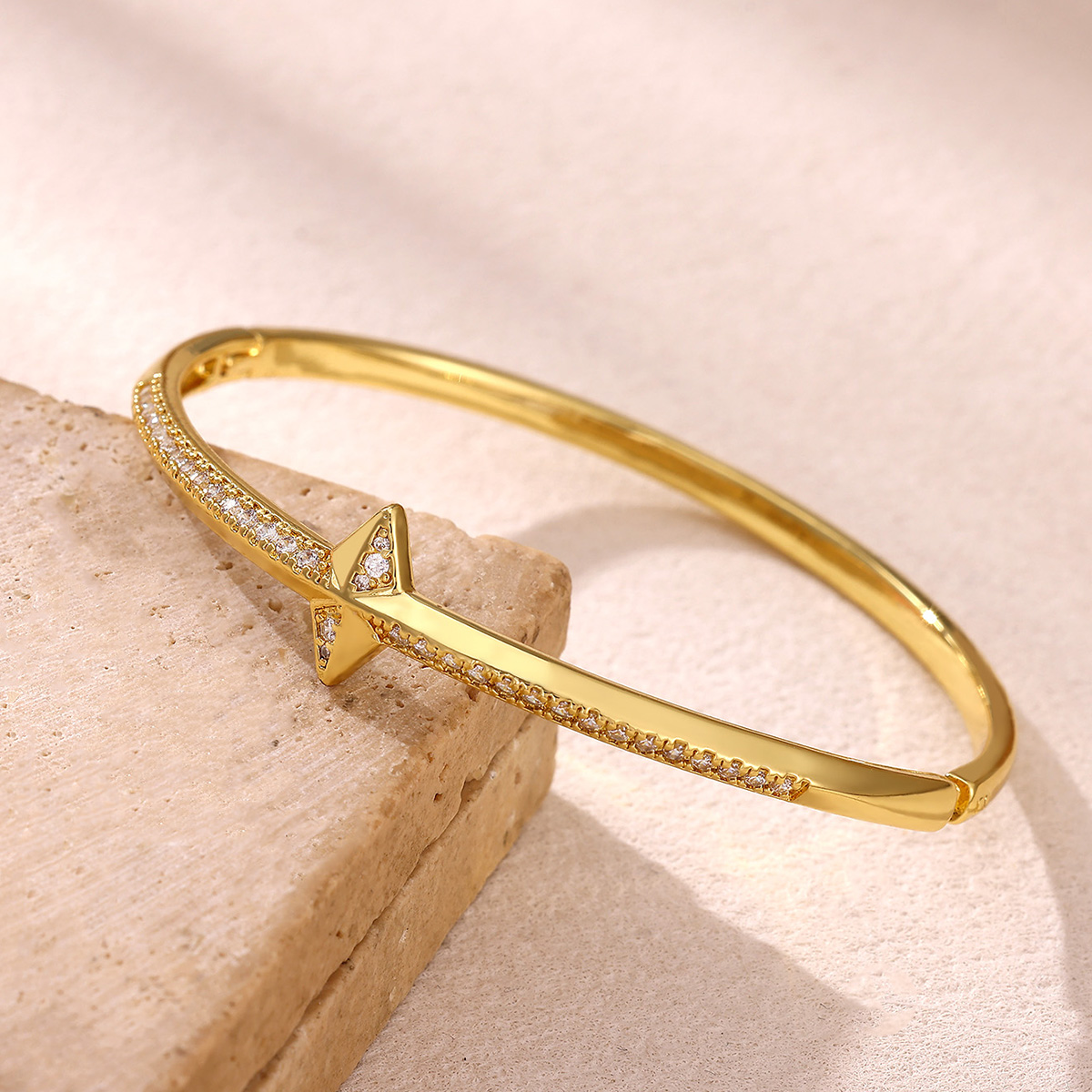 Crystal Star Bangle For Women  - Men'S Accessories Best recension och pris