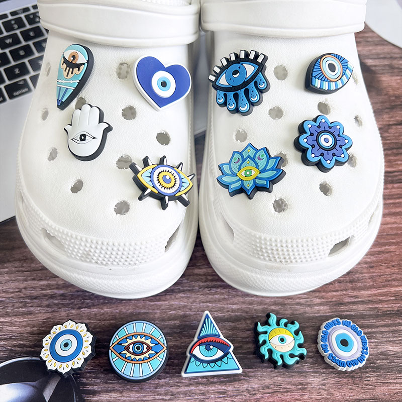 New Arrival Evil Eyes Shoe Cha - Men'S Accessories Crocs recension och pris